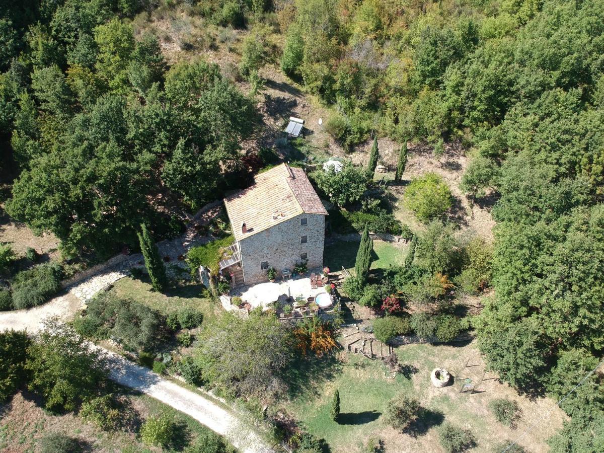Podere Piandicava Castelnuovo di Val di Cecina Buitenkant foto