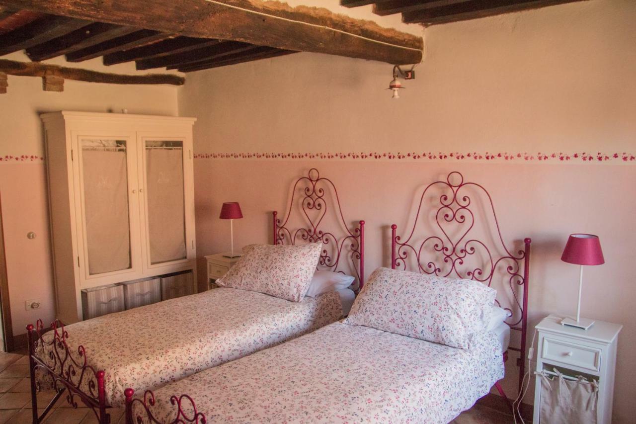 Podere Piandicava Castelnuovo di Val di Cecina Buitenkant foto